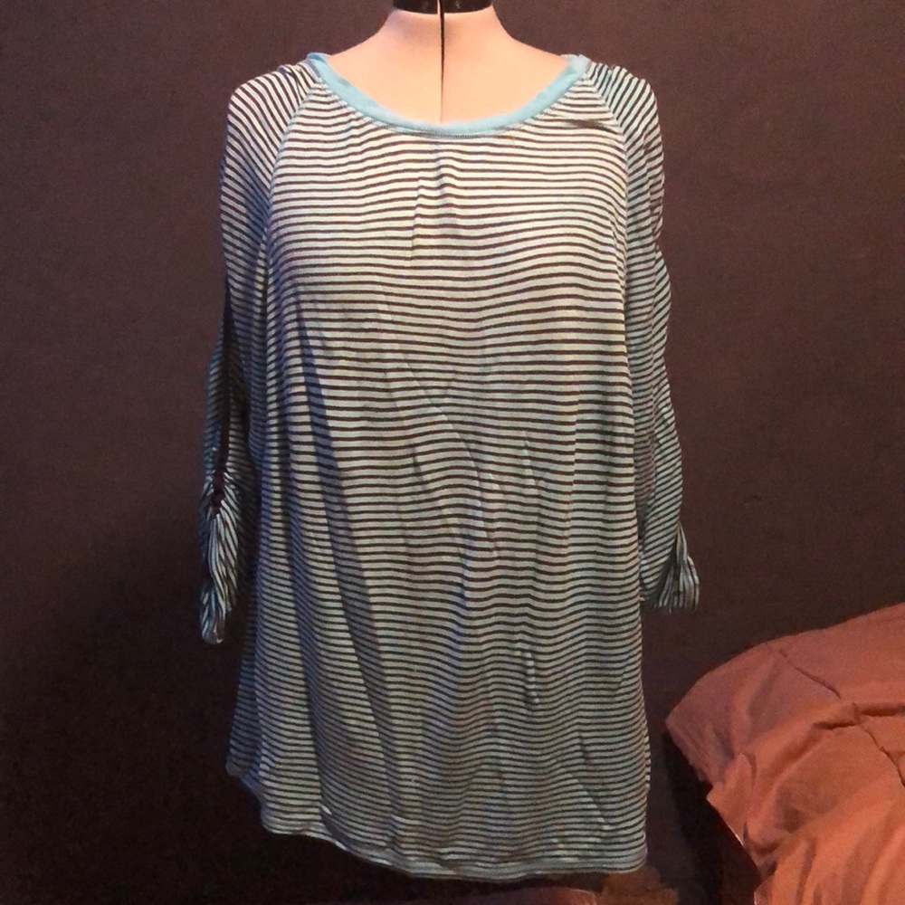Stripped extra long shirt